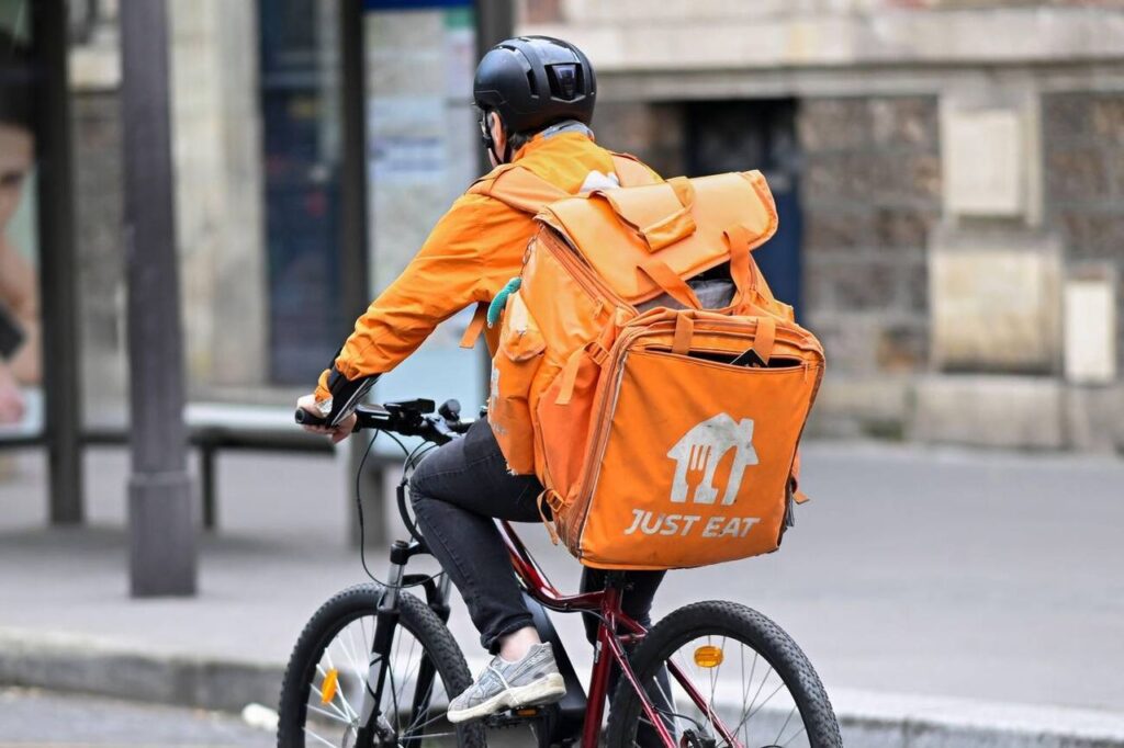 Delivery Apps in Paris